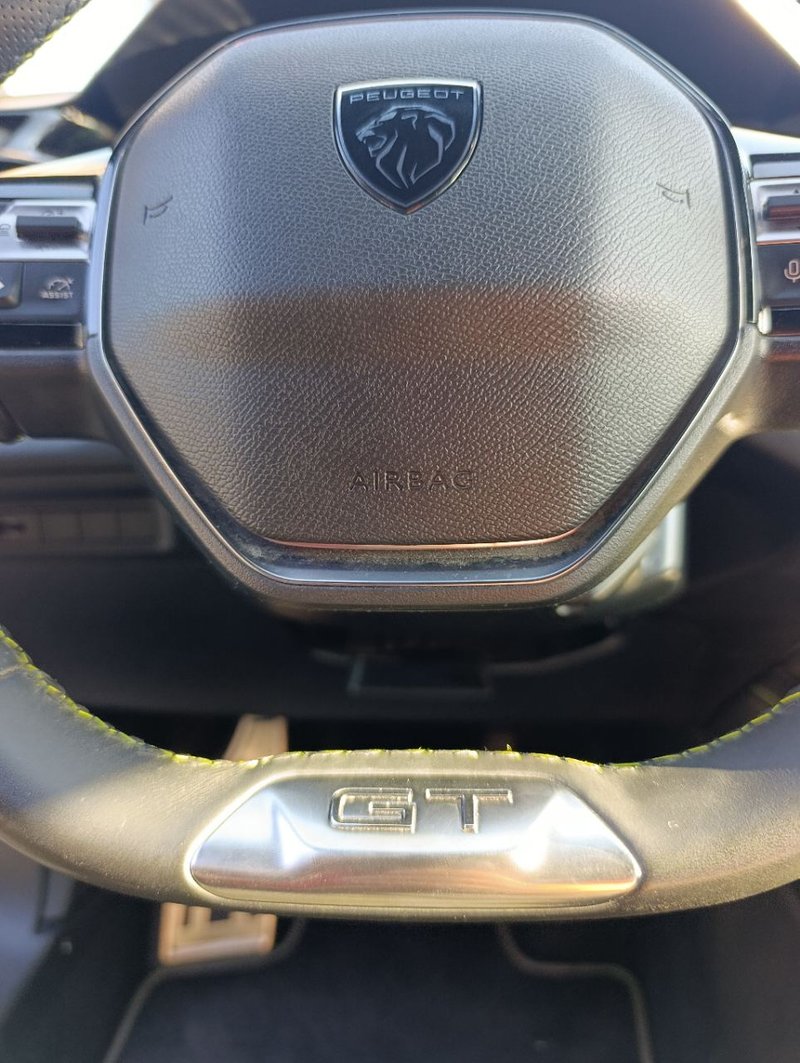 Peugeot 408 2023, foto 18