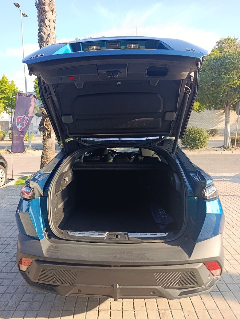 Peugeot 408 2023, foto 29