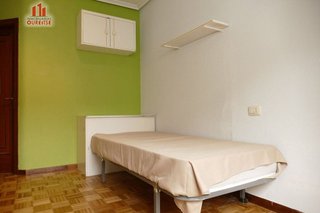 Piso en alquiler en Universidad en Ourense