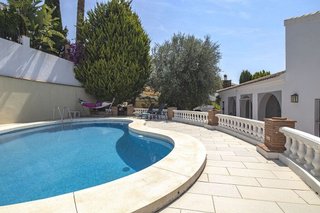 Chalet en venta en Periana