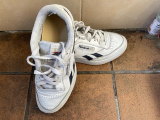 Zapatillas Reebok Blancas y Azules