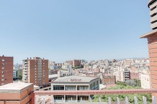Piso en venta en Les Planes en Hospitalet de Llobregat, L´