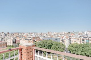 Piso en venta en Les Planes en Hospitalet de Llobregat, L´