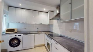 Piso en alquiler en Los Remedios en Sevilla