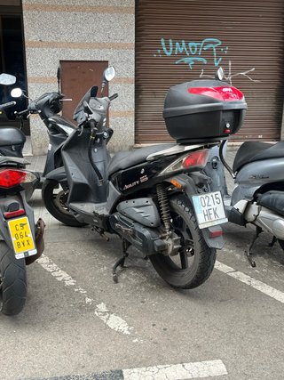 Kymco Agility City 125 Negra