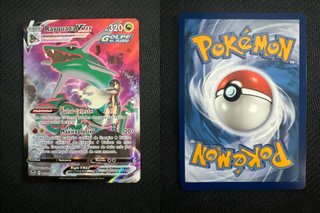 Carta Pokémon Rayquaza VMAX VMAX GOLPE FLUIDO
