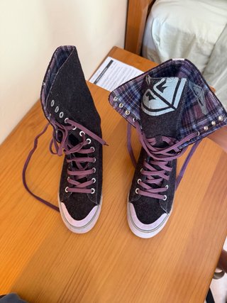 Botas Quiksilver mujer negras y moradas