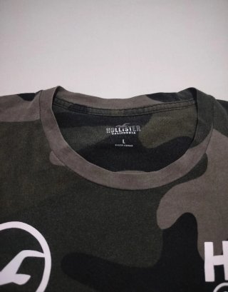 Camiseta Hollister Camuflaje Negra Talla L