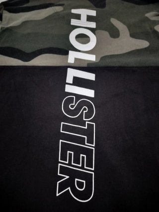 Camiseta Hollister Camuflaje Negra Talla L