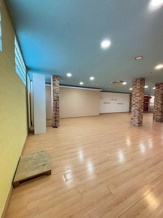 Local comercial en alquiler en Centro en Valdepeñas