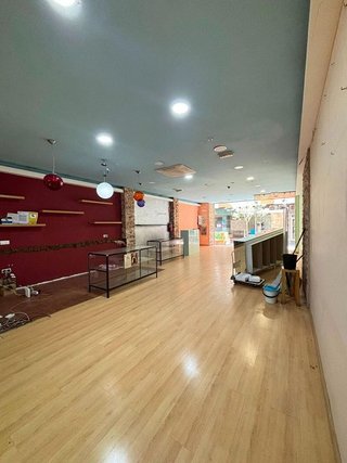 Local comercial en alquiler en Centro en Valdepeñas