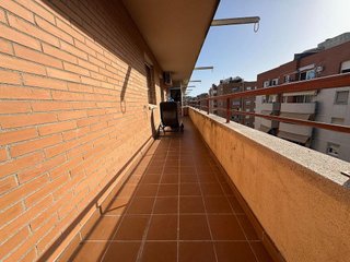 Ático en venta en Can Roca-Muntanyeta en Castelldefels
