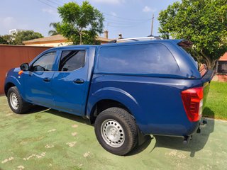 NISSAN NAVARA 2.3 dCi  4x4 DOBLE CABINA