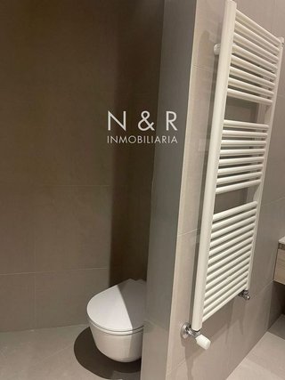 Piso en alquiler en Ensanche - Sar en Santiago de Compostela