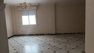 Piso en alquiler en Los Remedios en Sevilla