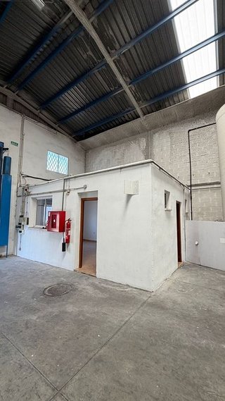 Nave industrial en alquiler en Polígonos - Recinto Ferial Cortijo de Torres en Málaga