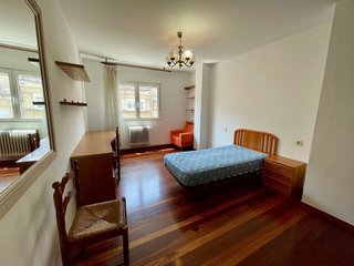 Piso en alquiler en Ensanche - Sar en Santiago de Compostela