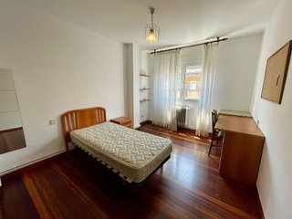 Piso en alquiler en Ensanche - Sar en Santiago de Compostela