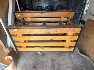 Expositor Aceitunas Granel Madera y Metal