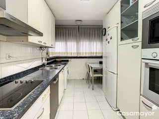 Piso en alquiler en Ensanche - Diputación en Alicante