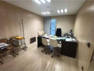 Oficina en alquiler en Eixample Nord – La Devesa en Girona