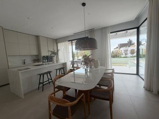 Chalet en alquiler en El Higueral - La Merced en Marbella