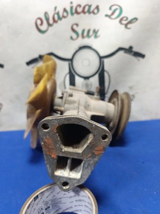 Bomba de agua Seat 600