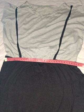 Vestido bicolor gris y negro Talla XL pero mas M