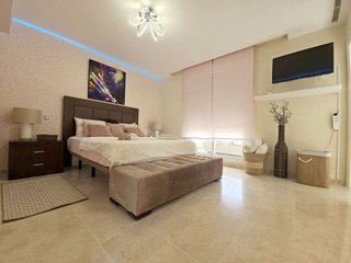 Casa adosada en alquiler en Los Naranjos - Las Brisas en Marbella