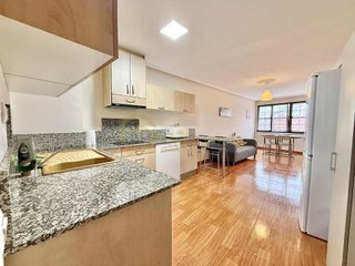 Casa adosada en venta en Centro en Avilés