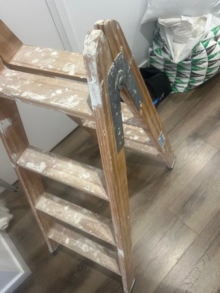 Escalera de madera