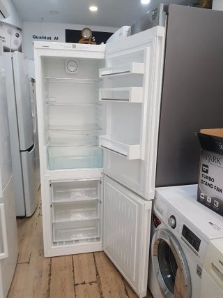 Nevera Liebherr Blanca