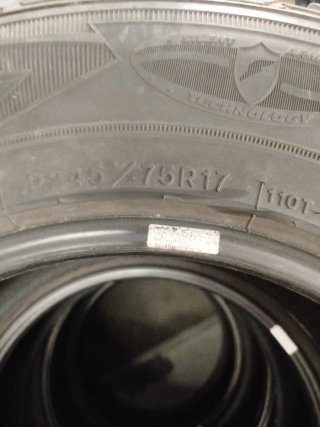 Neumáticos goodyear wrangler 245/75R17