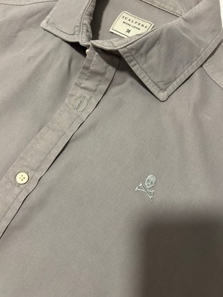 Camisa Scalpers Gris Talla S