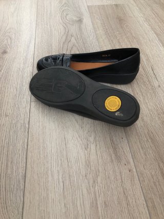 Bailarinas Fitflop Piel-Charol Negras