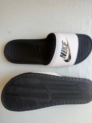 Chanclas Nike Hombre Blancas y Negras