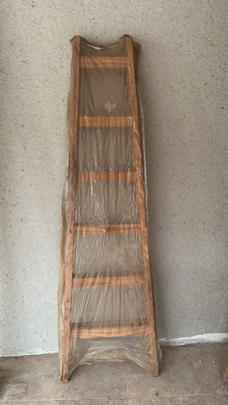 Escalera de madera