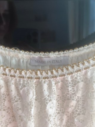 Vestito boho in pizzo con paillettes dorate
