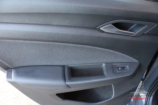 Volkswagen Golf 2025