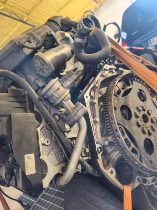 Motor BMW 735i E65 V8