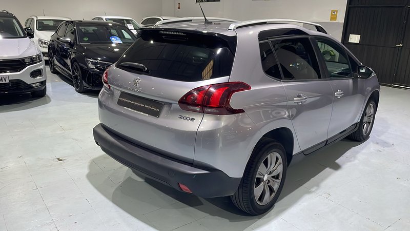 Peugeot 2008 2018, foto 4