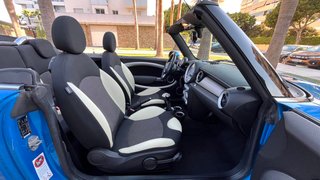 MINI Cooper S Cabrio 185cv de 2010 con 145.000km