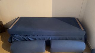 Sofá cama azul marino