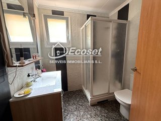 Chalet en venta en Vallirana