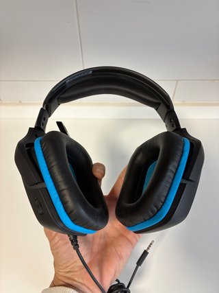 Logitech G432 7.1 Surround Sound + Mic