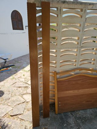 Somier de madera con cabecero y pie