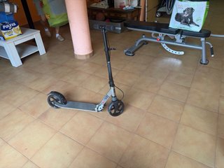 Patinete infantil casi nuevo