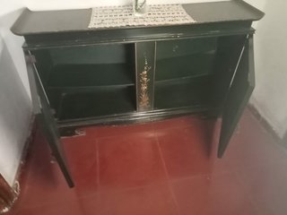Recibidor chino lacado negro con aves vintage