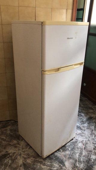Nevera Hisense blanca 50€
