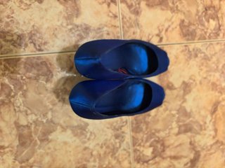 Zapatos de tacón azules